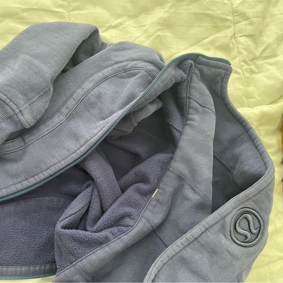Purple lululemon jacket no tags - Picture 5 of 5
